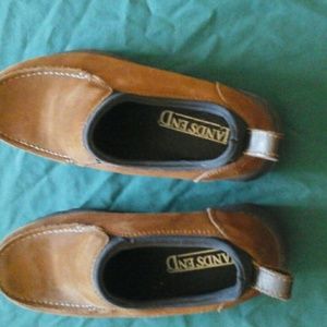Brown lands end shoes